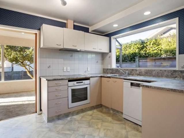 79 Gilbass Avenue, Hamilton Lake, Hamilton City