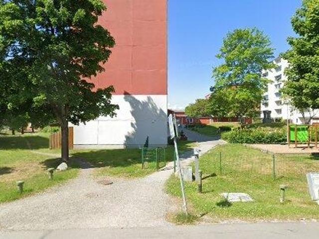 79 m2 lägenhet uthyres i Botkyrka