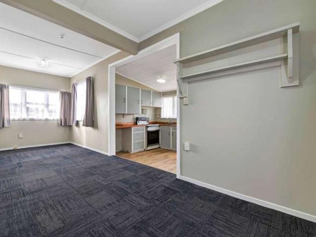 79A Swansea Road, Stratford