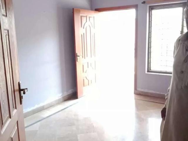 7 märlã neat vïp pört? Øñ for rent in psic lums dha lahore Punjab Small Industries Colony ID 36953