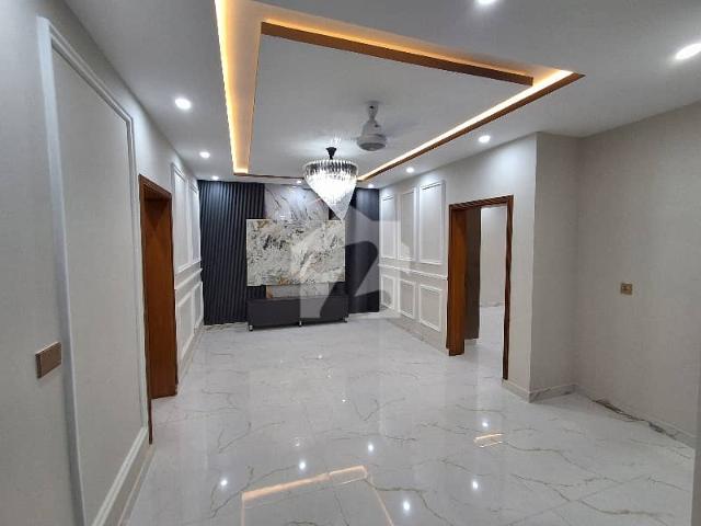 7 Marla Newly Build House For Sale In G 10