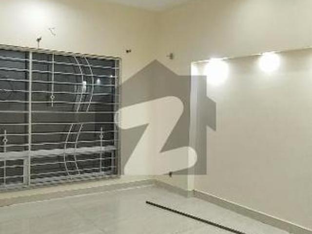 7 Marla Beautiful Bungalow Available For Rent in DHA Phase 6
