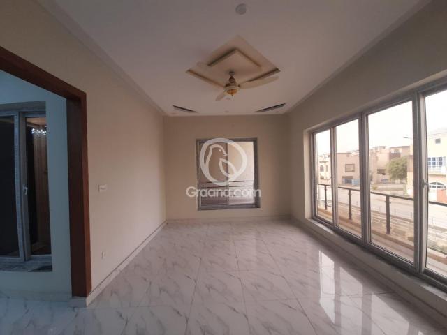 7 Marla Beautiful House for Sale