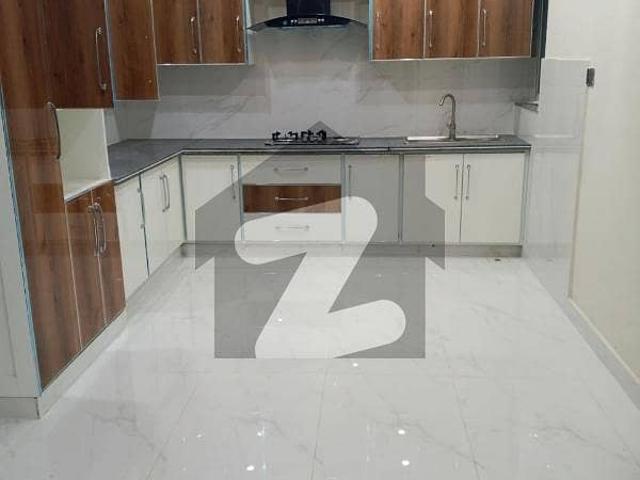 7 Marla Brand New Upper Portion For Rent In Jinnah Garden