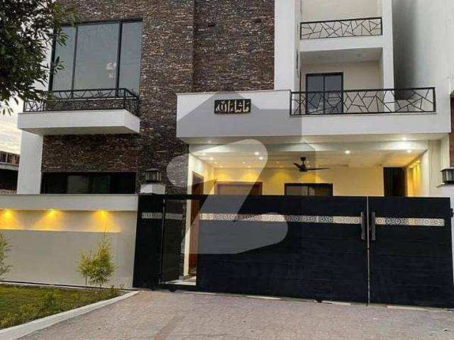 7 marla brand new double storey house available for sale on reasonable price in gulberg green islamabad