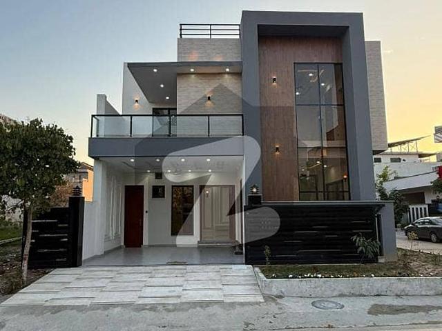 7 Marla Brand New Double Story House For Sale In B 17