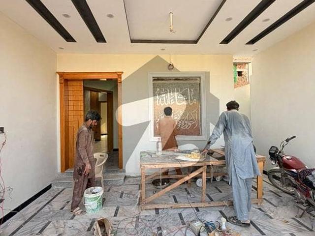 7 Marla Brand New house available for rent with servent quarter