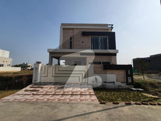 7 Marla Brand New House For Sale In Green City