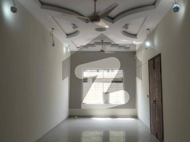 7 Marla Brand New House Jubilee Town D Block