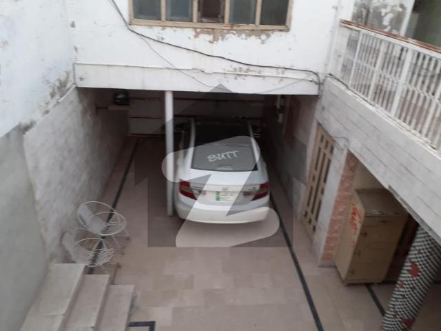 7 Marla corner house available in gulberg B Gulberg