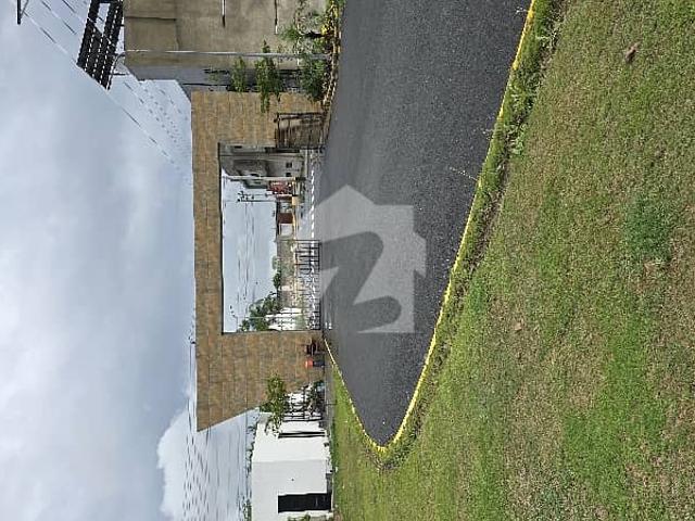 7 Marla Cornor Plot For Sale In Pine Park Millat Road
