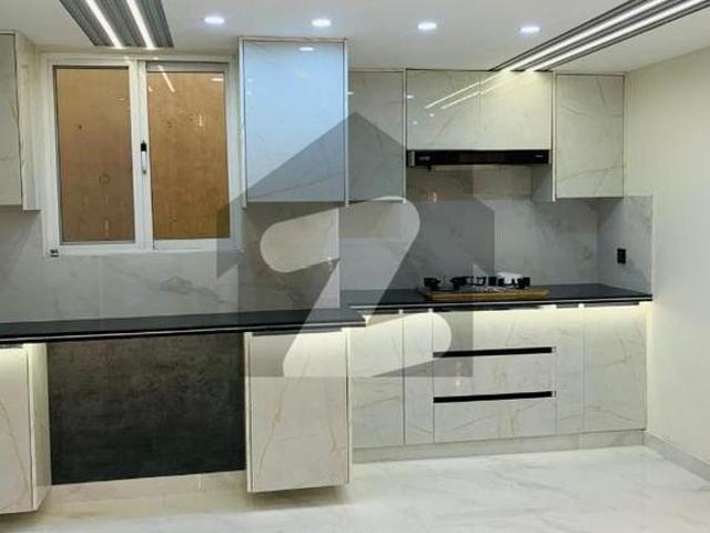 7 marla designer house for sale Bahria Town Phase 8