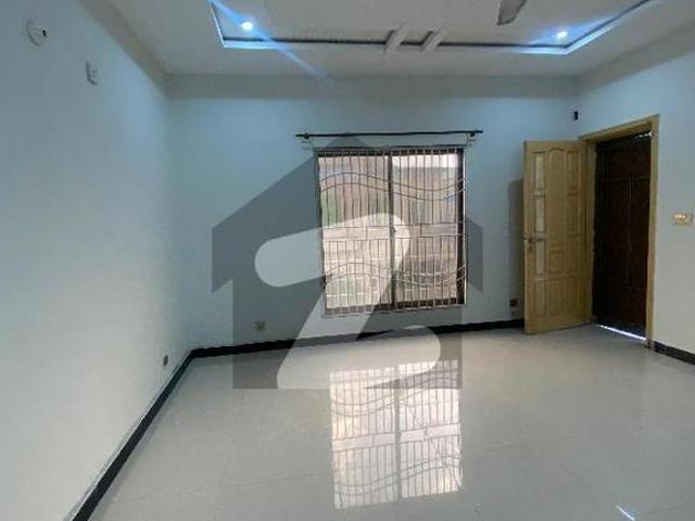 7 Marla Double Unit House for Rent | 5 Bedrooms | Ideal for Families Bahria Town Phase 8 Usman Block