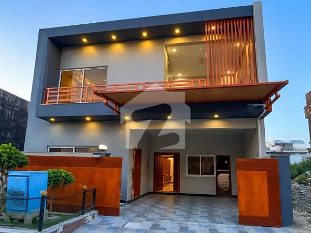 7 Marla Double Storey Double Unit House for Sale Prime Location in Multi Gardens B 17 Islamabad