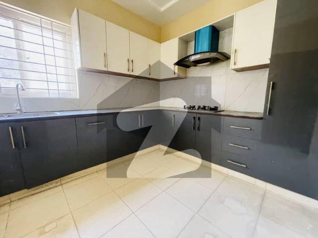 7 marla house for rent