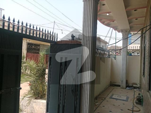 7 Marla House for Sale Smarzar Adyala road. Saiz 35 55 old Marla 2 Electric Meter 1 Gas Mater pani bour Samarzar Housing Society