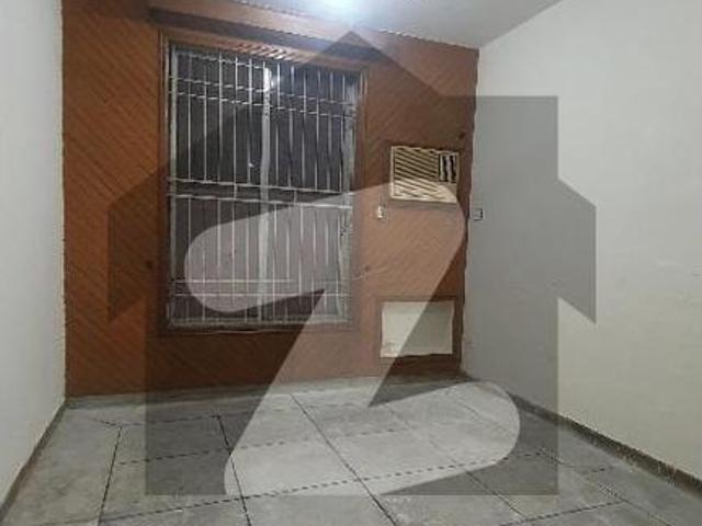 7 Marla House 3 Bed Ideal Location Fazlia Colony Near Shadman Shah Jamal