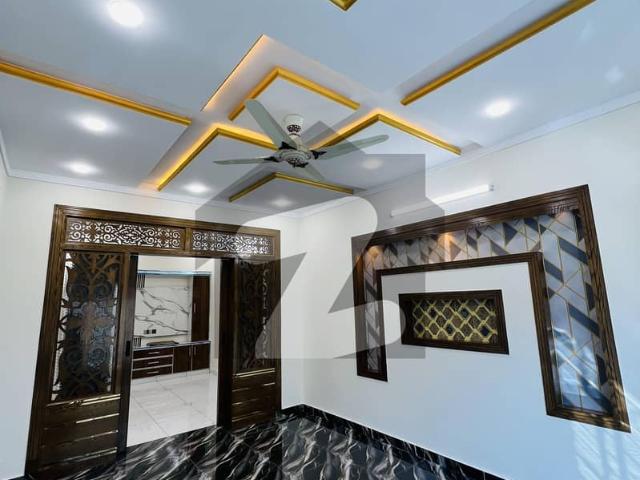 7 Marla Luxury House Available For Sale