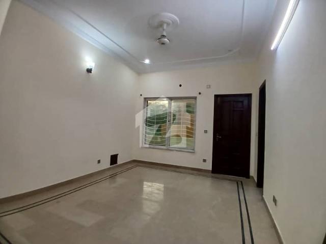 7 Marla Like New Upper Portion For Rent In G 13/2 Islamabad
