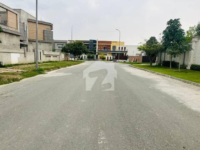 7 Marla Prime Location Plot For Sale In Divine Enclave Extension Phase Society East Canal Road Faisalabad