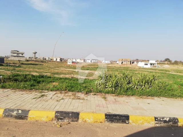 7 Marla Residential Plot In Gulberg Residencia A Executive Block Best Option