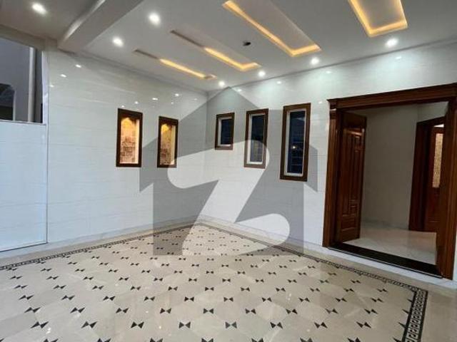 7 Marla Short Corner House For Sale In G 13/2 Islamabad G 13
