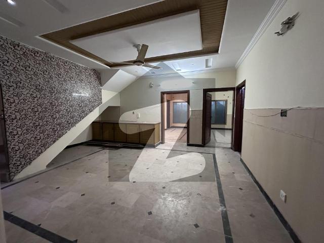 7 Marla Slightly Used House For Sale Gas Available Double Unit Double Storey Near To All Facilities Available Bahria Town Phase 8 Safari Valley