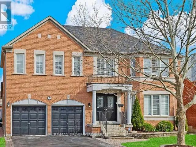 7 MCALPINE AVENUE
