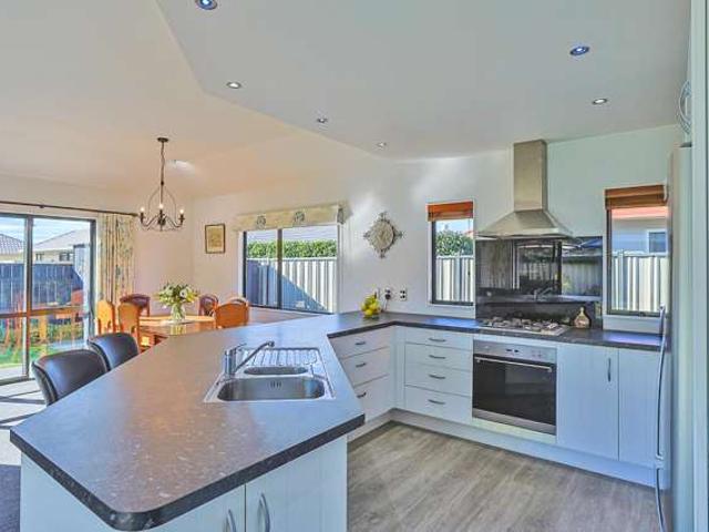 7 Merlot Drive, Greenmeadows, Napier City