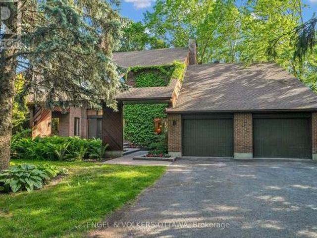7 Mid Pines Grove, Ottawa, ON, K2R 1B7 house for sale | Listing ID X13502 | Royal LePage