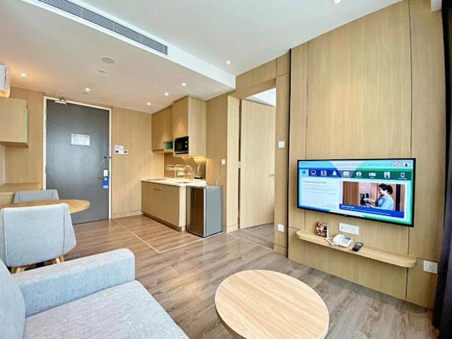 7 Min Pavilion 3R 1000sf near MRT Link UPM TRX Balcony Yard