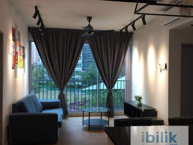 7 minutes Walking Distance MRT station LOW DEPO
