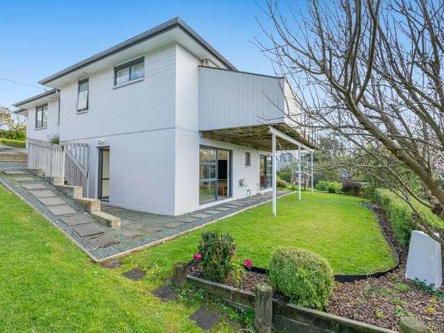 7 Moffat Road, Red Beach, Rodney