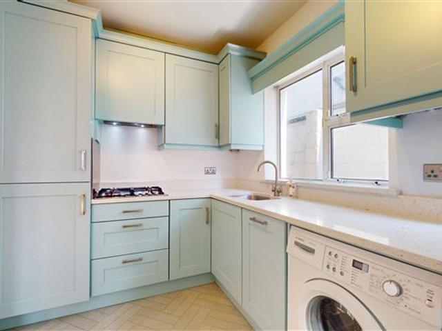 7 Mount Drinan Walk, Kinsealy, County Dublin REDMOND PROPERTY 4916 MyHome. Ie Residential
