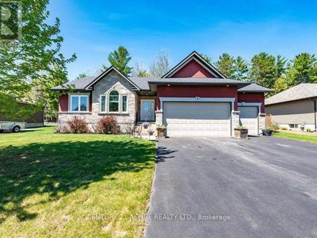 7 Nick Street, Petawawa, ON, K8H 0B7 house for sale | Listing ID X13436 | Royal LePage