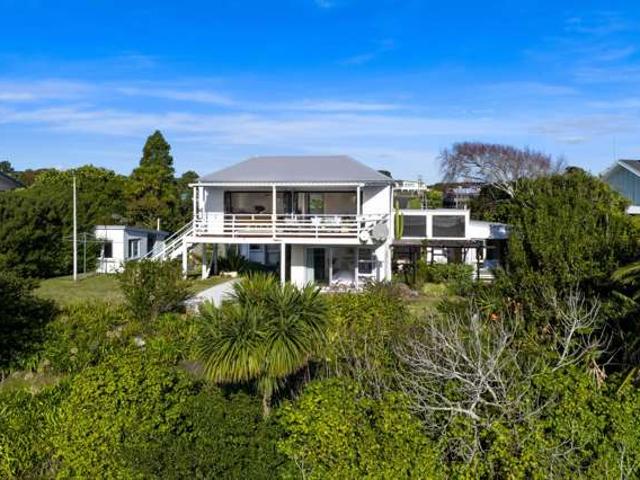 7 Nihinihi Avenue, Raglan, Waikato