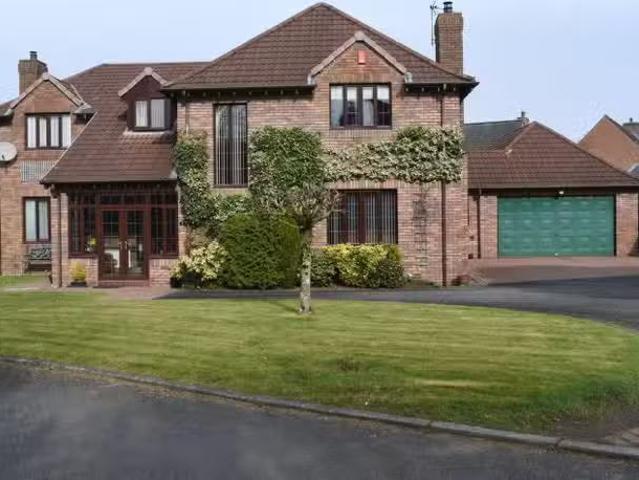 7 Ogles Grove