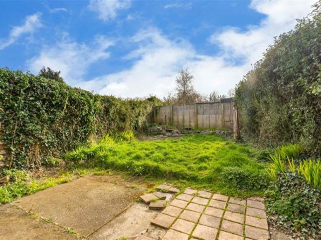 525,000 | 7 Old Bray Road, Cabinteely, Dublin 18 DNG Stillorgan 4993 MyHome. Ie Residential