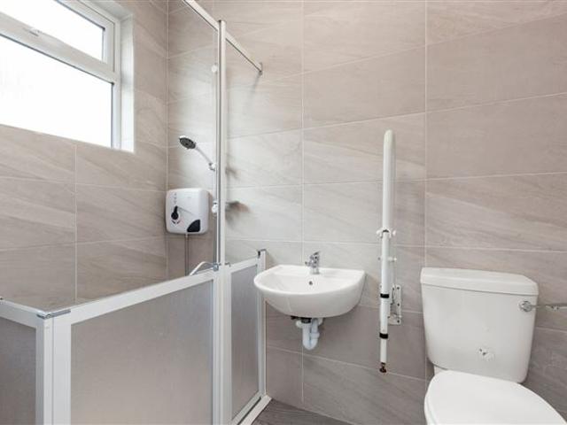 7 Ashtown Grove, Navan Road, Dublin 7 DNG Phibsboro 4914 MyHome. Ie Residential