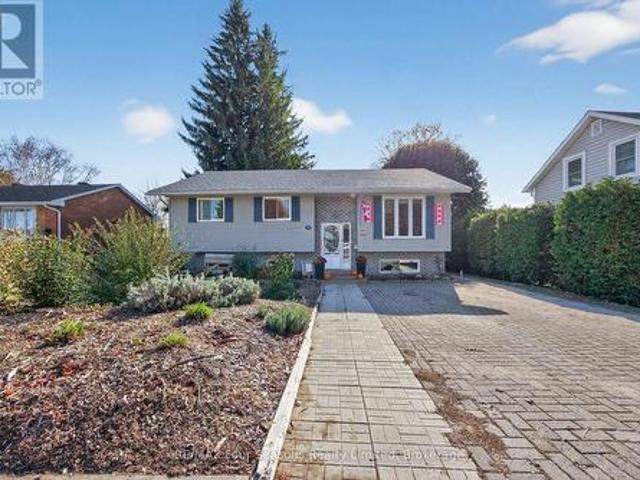 7 Batteaux Road, Clearview Nottawa, ON, L0M 1P0 house for sale | Listing ID S12691 | Royal LePage