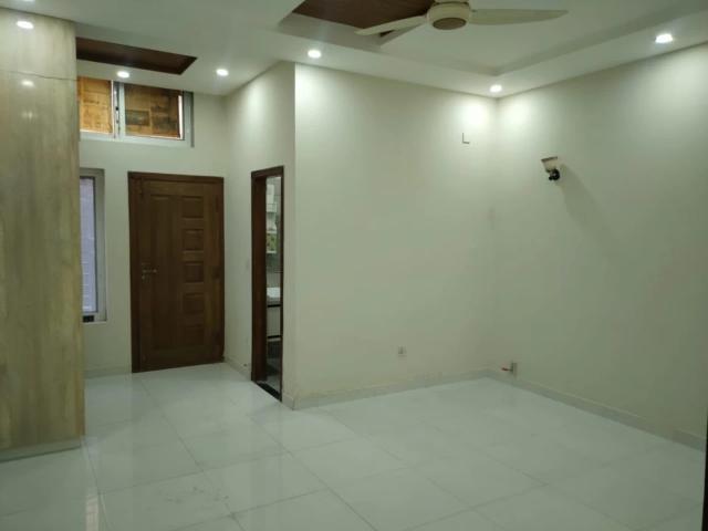 7 bed 7 bath Dubble D. TV Lounge Kitchen Islamabad D 12 ID 71536