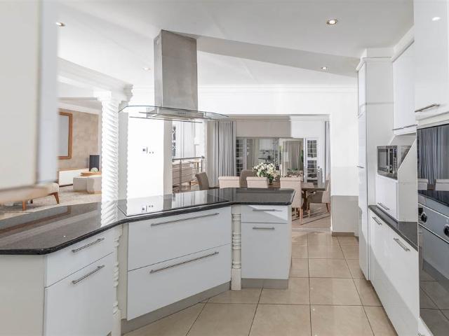 7 Bed House in Veld En Vlei