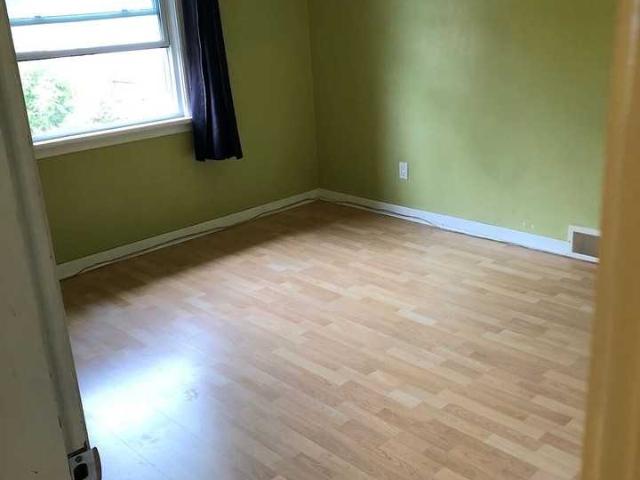 7 Bedroom Apartment for Rent at 9118 116 St Nw, Edmonton, AB T6G 1P9 Windsor Park