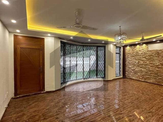 7 Bedroom Full House For Rent Features: 7 Spacious Bedrooms, Modern Kitchen, Luxurious Living Areas, And More
