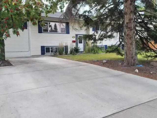 7 Bedroom House Calgary AB 102551487
