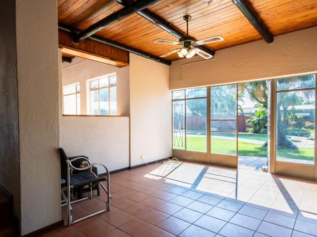 7 Bedroom House For Sale in Annlin