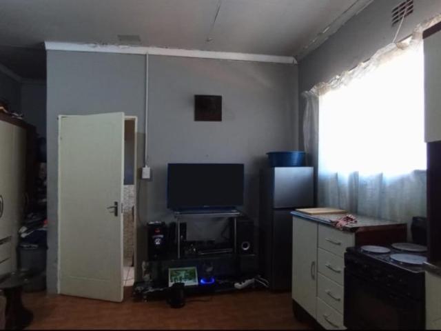 7 Bedroom House For Sale in Elsburg