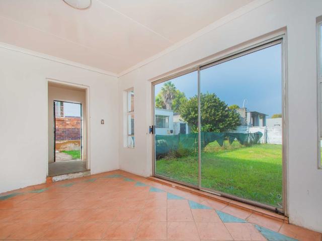 7 Bedroom House For Sale in Florida