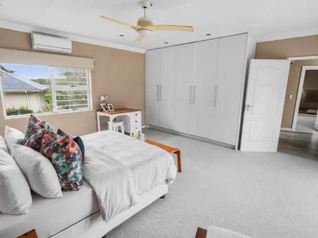7 Bedroom House For Sale in Nahoon