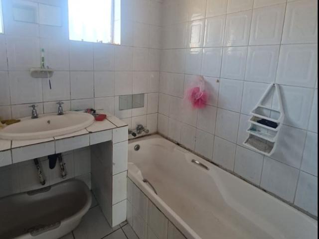 7 Bedroom House For Sale in Sasolburg Ext 1